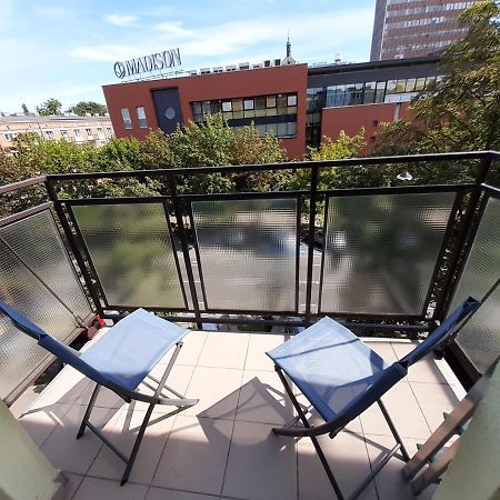 Elite Apartments Rajska One City Center Гданськ Екстер'єр фото