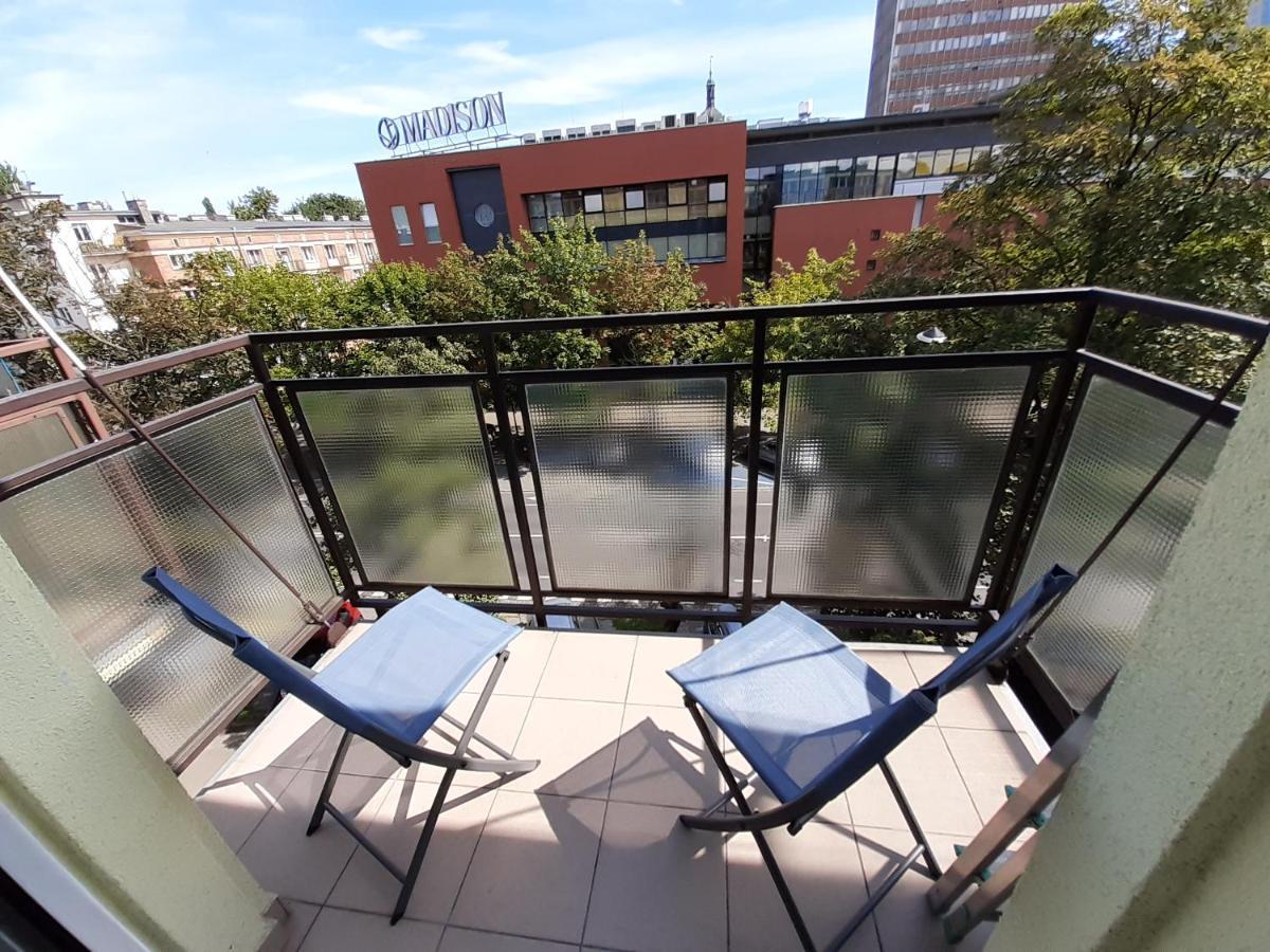 Elite Apartments Rajska One City Center Гданськ Екстер'єр фото